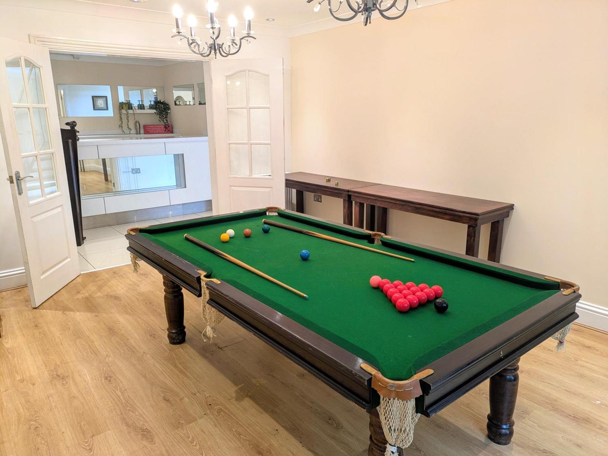 Spacious Home For Large Families And Contractors Wolverhampton Exterior foto